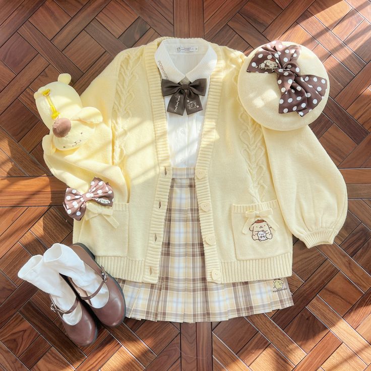 Pompompurin Outfit, Sanrio Outfit Aesthetic, Yellow Pompompurin, Sanrio Outfits, Sanrio Clothes, Kawaii Outfit Ideas, Pom Pom Purin, Yellow Clothes, Yellow Cardigan