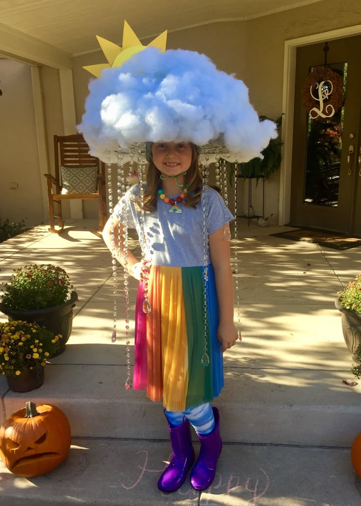 Geek Outfit, Cloud Costume, Rainbow Costume, Rainbow Costumes, Costume Carnaval, Crazy Hat, Baby Kostüm, Crazy Hat Day, Book Day Costumes