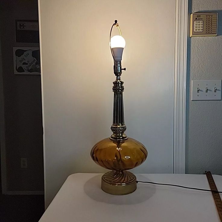 Westwood Industries Tony Paul MCM Amber Glass Genie Table Lamp 1970's New York | eBay Electric Lamp, Vintage Lighting, Amber Glass, Lamp Light, Gold Color, 1970s, Amber, Table Lamp, New York