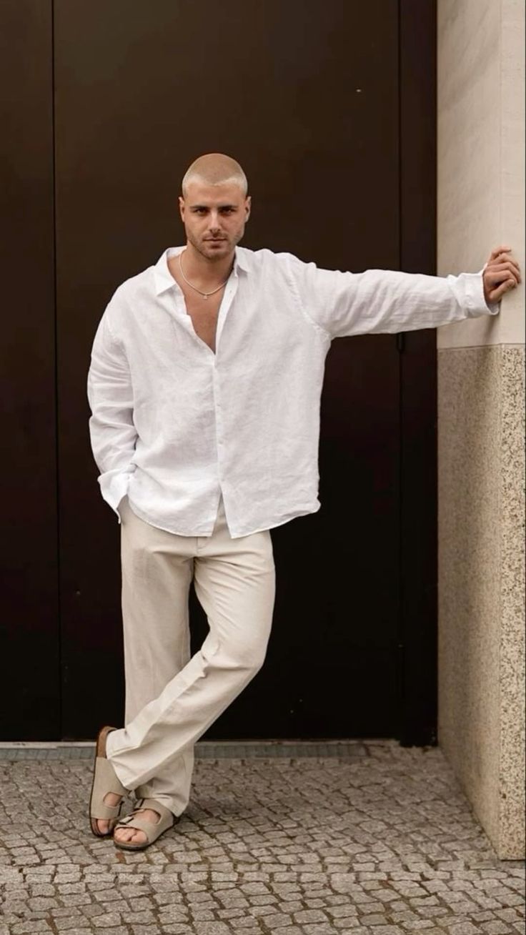 Linen Male Outfit, Mens White Party Outfits, Mens White Linen Shirt Outfit, Linen Holiday Outfits, Linen Look Men, Phuket Thailand Outfit Ideas Men, Off White Shirt Outfit, Casual Elegant Outfits Men, Linen Shirt Outfit Men’s