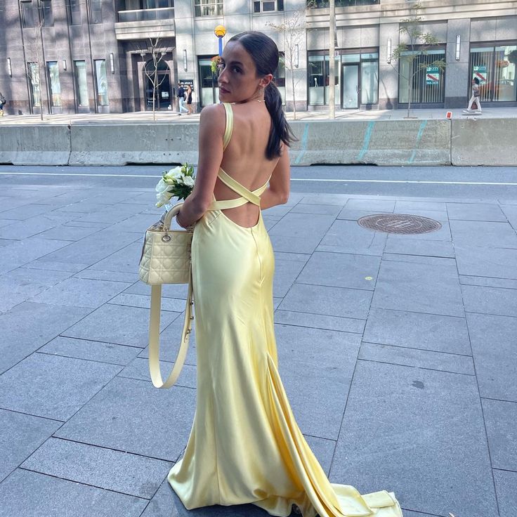 Yellow Ball Dresses, Sum Dresses, Dinner Dresses, Fay Dress, Long Party Dress, Prom Dresses Yellow, Prom Dress Inspiration, Grad Dresses, Dinner Dress