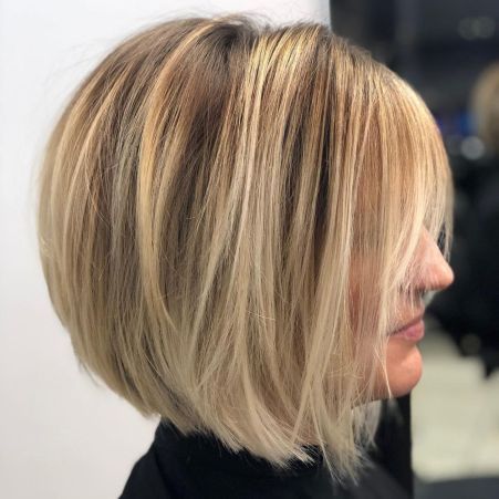 Modern Bob Hairstyles, Kort Bob, Layered Bob Haircuts, Modern Haircuts, Layered Bob Hairstyles, Bob Hairstyles For Fine Hair, Long Bangs, Layered Bob, Short Bob Haircuts