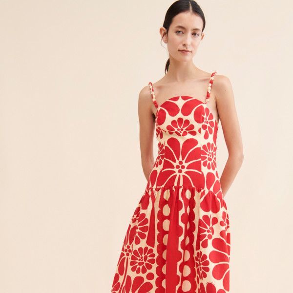 Vintage Summer Midi Dress For Day Out, Vintage Midi Dress For Summer Day Out, Bold Dresses For Spring Vacation, Bold Summer Vacation Dresses, Vintage Summer Maxi Dress, Vibrant Print Dresses For Summer Parties, Vibrant Summer Party Dress, Red Summer Dresses For Parties, Vintage Summer Midi Dress For Vacation