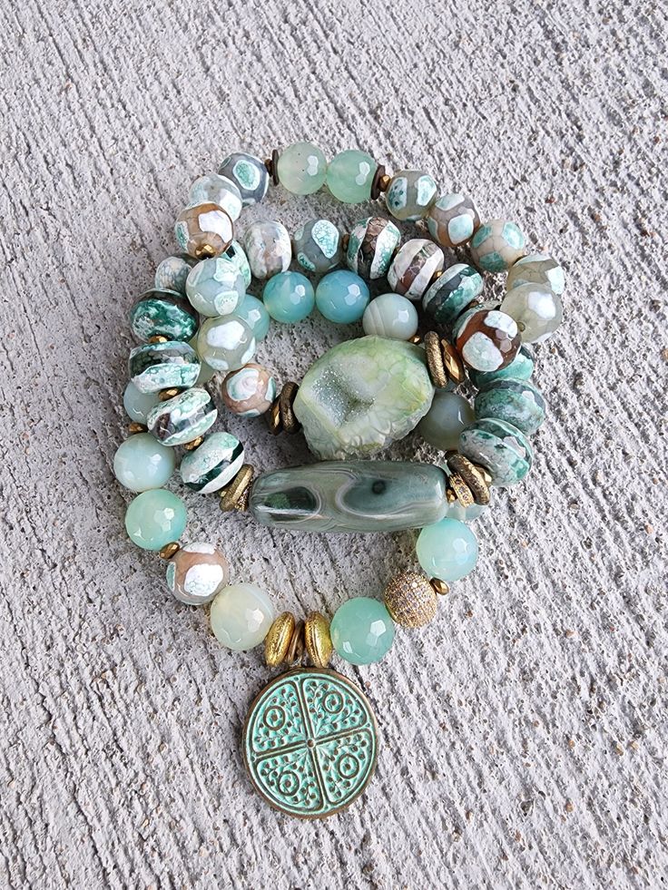 Keppel Green Tea- Agate and DZI Tibetan Agate gemstone bracelet set - LuxeRebel Green Diy Bracelet, Tibetan Jewelry, Casual Jewelry, Beads Bracelet Design, Agate Bracelet, Gemstone Beaded Bracelets, Beaded Bracelets Diy, Creative Jewelry, Agate Gemstone