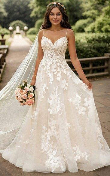 White Sheer Dress, Dresses With Appliques, Pretty Quinceanera Dresses, Pretty Wedding Dresses, Cute Wedding Dress, Dream Wedding Ideas Dresses, Lace Wedding Dresses, Cute Wedding Ideas, Summer Wedding Dress