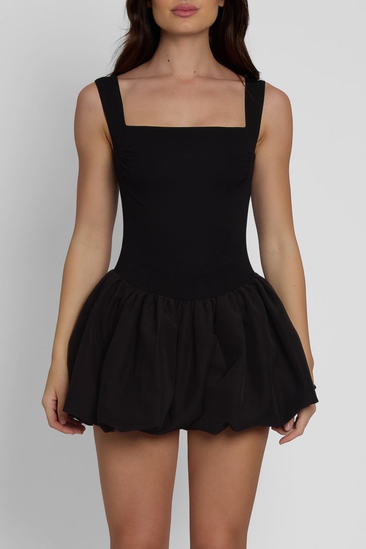 Our Bisou Bubble Knit Mini dress is THE ultimate fun and flirty mini dress perfect for (literally) any occasion. Cut from a soft, stretch knit fabric in the most flattering silhouette, this black mini dress also features a flared skirt silhouette in a bubble style and accentuating details on the bust whilst providing c Bubble Style, Elegant Black Dress, Fits Inspo, Short Party Dress, Mini Tank Dress, 25th Birthday, Grad Dresses, Summer Party Dress, Mode Inspo