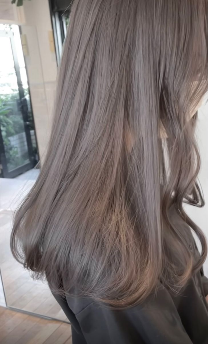 Silk Greige Hair, Dust Ash Hair Color, Dust Ash Hair, Milk Tea Grey Hair, Greyish Brown Hair, Ash Brown Hair Balayage, Greige Hair, Grey Brown Hair, Cool Brown Hair