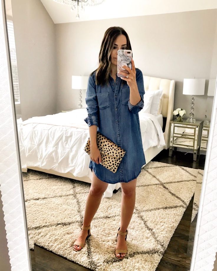 Friday Favorites Denim Shirt Dress Outfit, Jean Dress Outfit, Denim Dress Outfit, Getaway Outfit, Looks Jeans, Shirt Dress Outfit, Jean Dress, Instagram Outfits, Chambray Dress