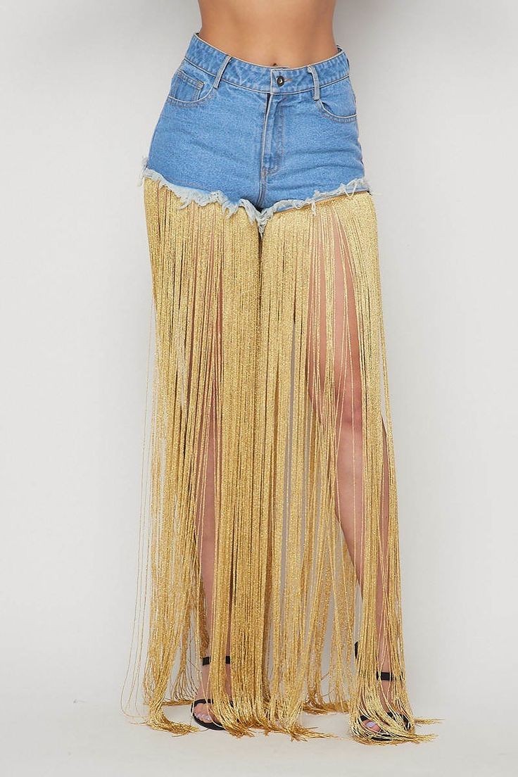 The summer gods orders you to get this hot piece edgy gold frayed hem denim shorts. Featuring a frayed hem and a high waistline fit. Zip fly button closure 5 pockets Frayed gold hem Fabric: 65% Cotton- 21% Poly - 21% Viscose - 2% Spandex Medium Blue, Tie Dye Skirt, Denim Shorts, Spandex, Sewing, Fabric, Gold, Blue