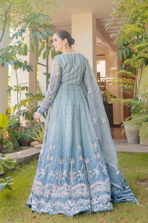 Azzal Mishaal Noor Wedding Formals Original brand suit fabric and photography lite diffrance in actual print. Hania Amir Dresses Suit, Hania Amir Dresses, Hand Embellishment, Desi Dress, Mehndi Dress, Desi Wedding Dresses, Hania Amir, Adha Mubarak, India Dress