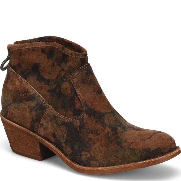 Aisley | Sofft Shoe Signature Rings, Sofft Shoes, Cafe Style, Western Booties, Shoes And Boots, American Brand, Stacked Heel, Arch Support, Italian Leather