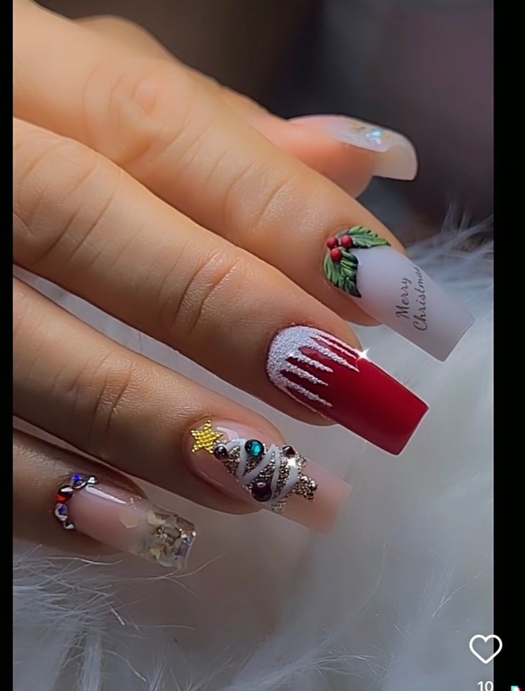 Red And Green Christmas Nails, 2023 Winter Nails, Christmas Nails Short, Christmas Nail Designs Acrylic, Green Christmas Nails, Christmas Nails Ideas, Red And Green Christmas, Diy Acrylic Nails, Anime Nails