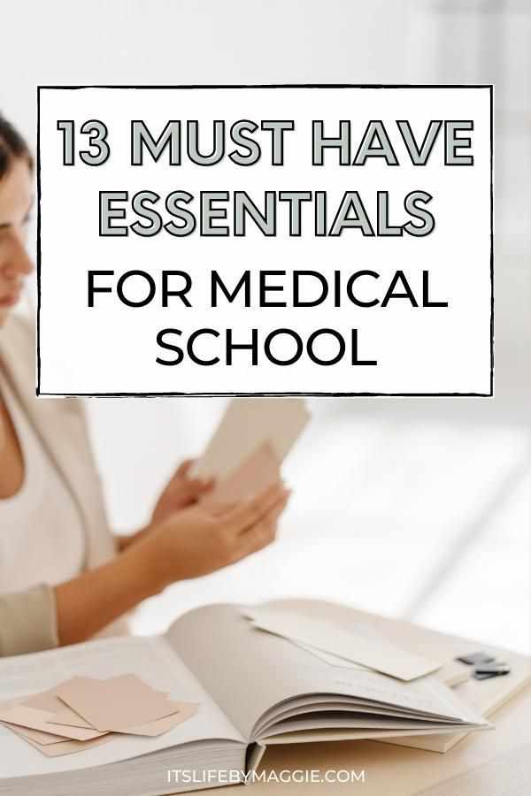 Studying For Medical School, Med School Necessities, Medical School Desk, Doctor Tips Medical School, Medical Student Must Haves, Medical School Supplies, Med School Supplies, Np School Essentials, Medical Student Essentials