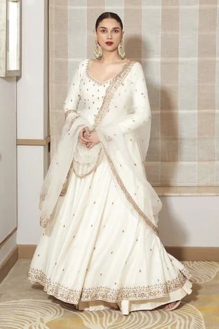 Shop for Jigar Mali Off White Chanderi Embroidered Anarkali Set for Women Online at Aza Fashions Chikan Anarkali Suits, Necklines For Anarkali, White Dress For Women Indian, White Suits Designs For Women, Elegant Indian Outfits Anarkali, Durga Puja Dress Ideas, Off White Anarkali Dress, Anaar Kali Dress, White Anarkali Dress With Red Dupatta