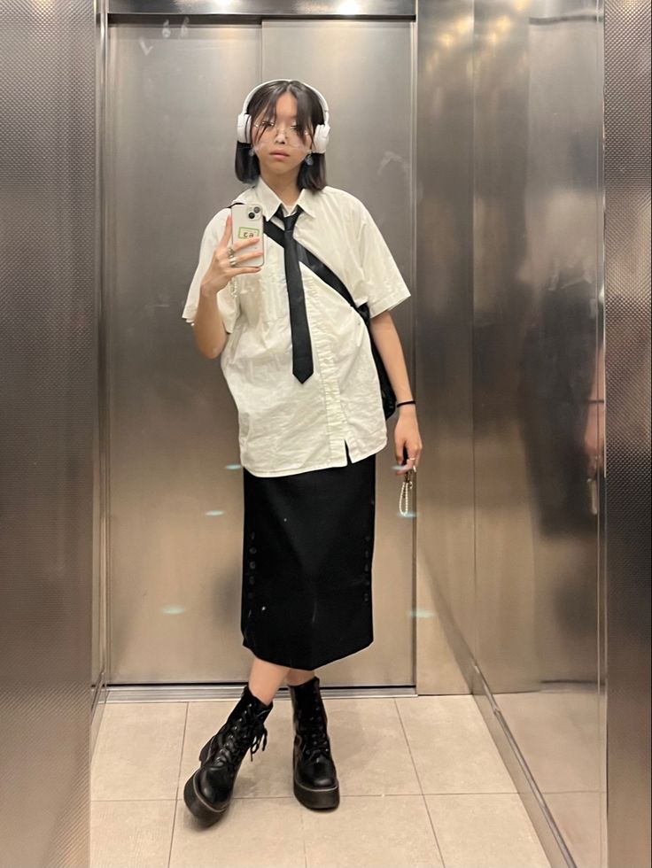 Tomboy Outfit With Skirt, Acubi Tie Outfit, Long Skirt White Shirt, Big Skirt Outfit Aesthetic, Long White Dress Shirt Outfit, Shirt With Long Skirt Outfit, Skirt Tomboy Outfit, Long Skirt Button Up Shirt, Black Long Skirt Outfit Korean