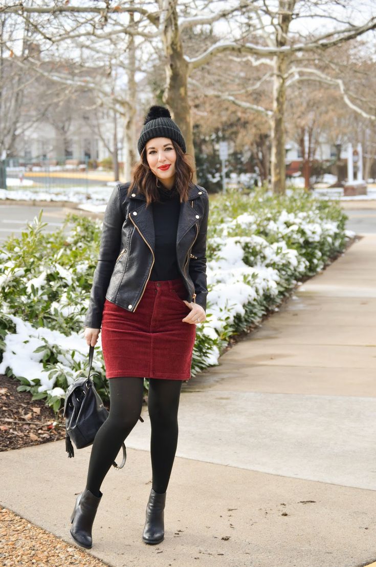 Winter Skirt Outfit, Paint Night, Looks Street Style, Winter Skirt, Winter Mode, Happy Wednesday, Fall Fashion Outfits, Winter Fashion Outfits, Fall Winter Outfits