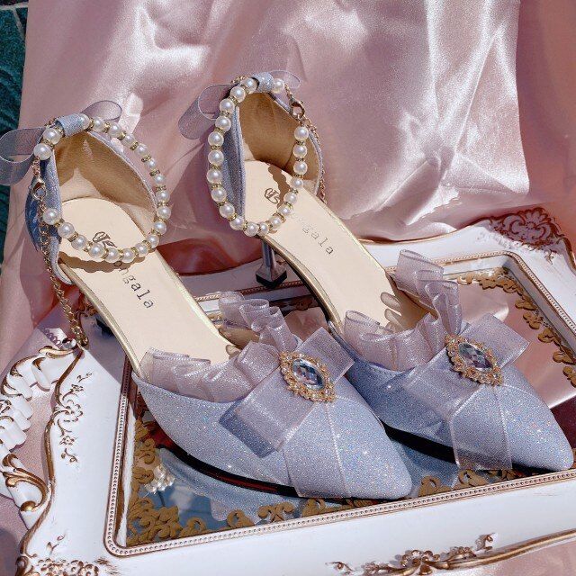 Kasut Pengantin, Ladies Casual Shoes, Wedding High Heels, Dr Shoes, Court Dresses, All Black Shoes, Kawaii Shoes, Platform High Heel Shoes, Princess Shoes