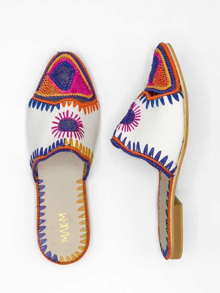 handmade slides made out of rafia. Made in Morocco.  Multi-color model. Fancy Sandals, Style Finder, Miami Fl, Slip On Sandal, Women's Shoes Sandals, Me Too Shoes, Morocco, Loafer Flats, Mule Shoe