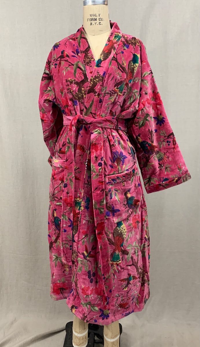 Velvet Robe – Soothe Our Souls Vintage Robes For Women, Fancy Robe, Patterned Robe, Fancy Robes, Purple Kimono, College Au, Tibetan Tiger, Formal Ideas, Luxury Pajamas