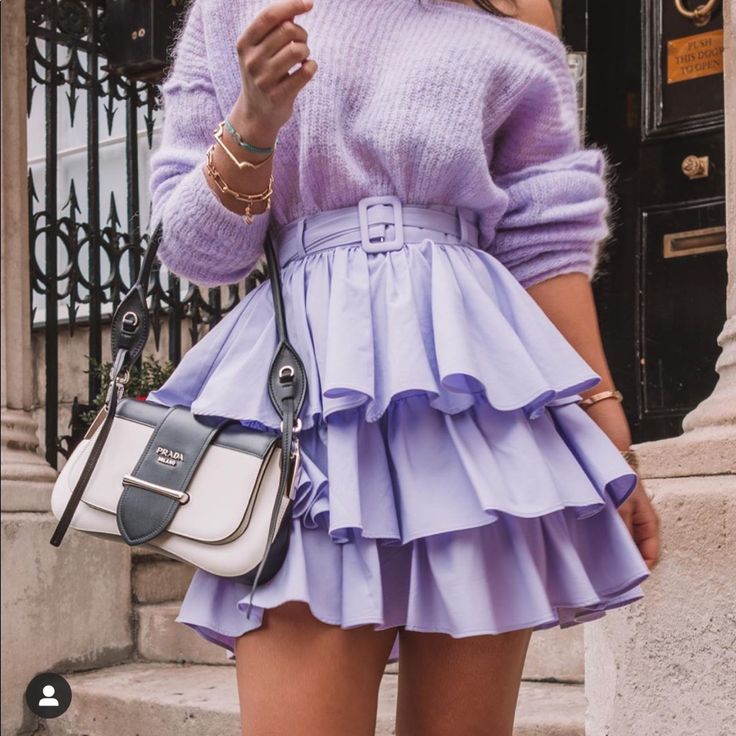 High Waisted Mini Skirt Ruffled Details Side Hidden Zipper Closure Belt Appliqu Polyester 65% Cotton 35% Mauve Color M Size 28 Large 30 Ruffled Mini Skirt, 2020 Vision, Jeans Long, Ruffle Mini Skirt, Purple Outfits, Zara Skirts, Vestidos Vintage, Clothes Style, Plaid Mini Skirt