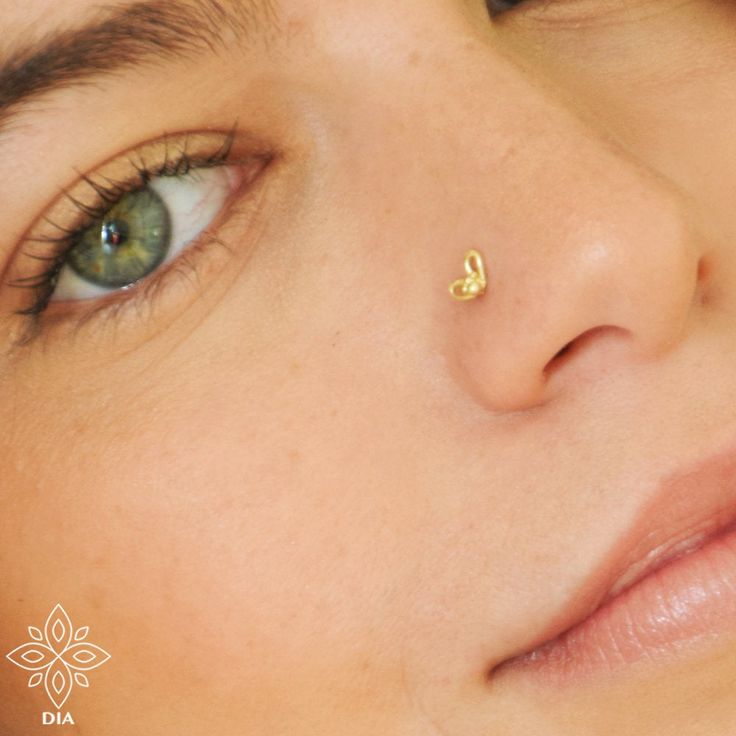 14K SOLID GOLD butterfly single stud earring Perfect for a variety of piercing locations: nostril / lobe / 3rd, 2nd hole earring / tragus / conch / helix / cartilage ---> Features: ♦ Material: 14k SOLID GOLD ♦ Butterfly earring size: length: 4.8mm / with: 6.14mm ♦ Wire thickness: Select your preference in the gauge at the top right of this page. available in 16/18/20/22 gauge = 1.2/1/0.8/0.6 mm. Gauge: the thickness of the wire the smaller the gauge the thicker the earring shaft is. 16 gauge Tiny Nose Rings Perfect For Gifts, Minimalist Internally Threaded Nose Studs, Yellow Gold Pierced Nose Rings Gift, Minimalist Hypoallergenic Yellow Gold Nose Rings, Gold Minimalist Internally Threaded Nose Studs, Minimalist Pierced Yellow Gold Nose Studs, Internally Threaded 14k Yellow Gold Nose Rings, Yellow Gold Nose Studs As Gift, Tiny Elegant Gold Nose Rings