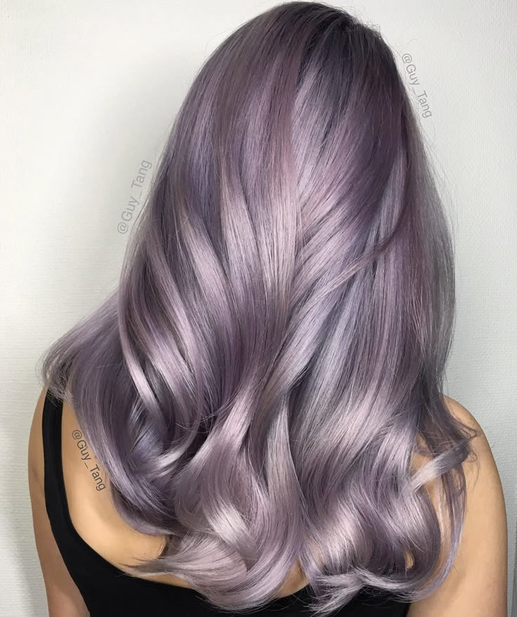 Smokey lilac hair is the hottest hair colour for 2016 Lilac Hair Color, Lavender Hair Colors, Violet Hair, Guy Tang, Lilac Hair, Silver Hair Color, Hair Ombre, Lavender Hair, Hair Color Purple