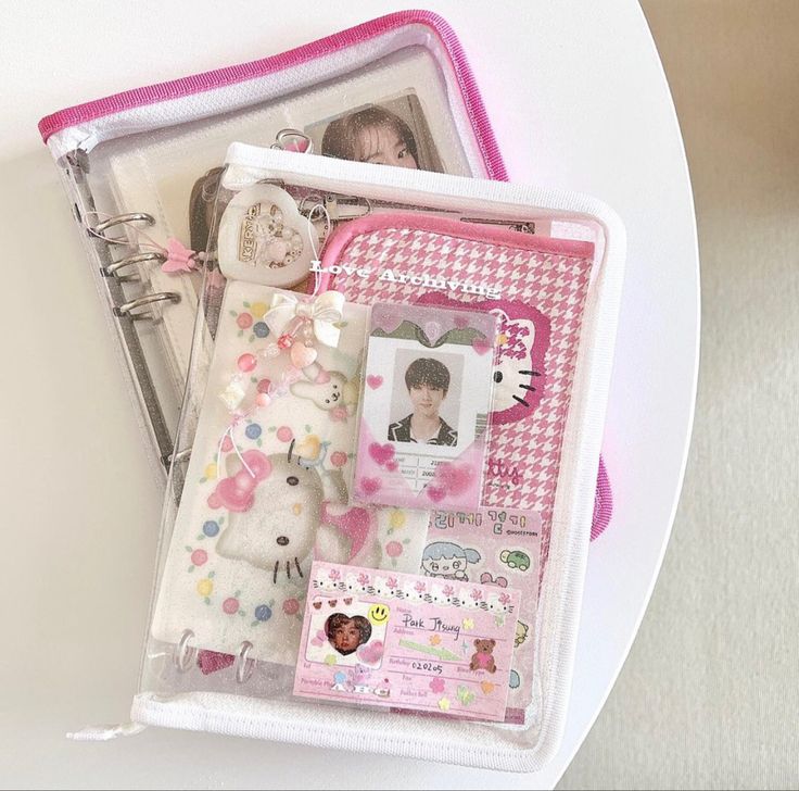 Girly Hobbies, Clear Binder, Binder Deco, Binder Decoration, Kpop Deco, Photocard Binder, Binder Journals, Pretty Journals, Cute Journals