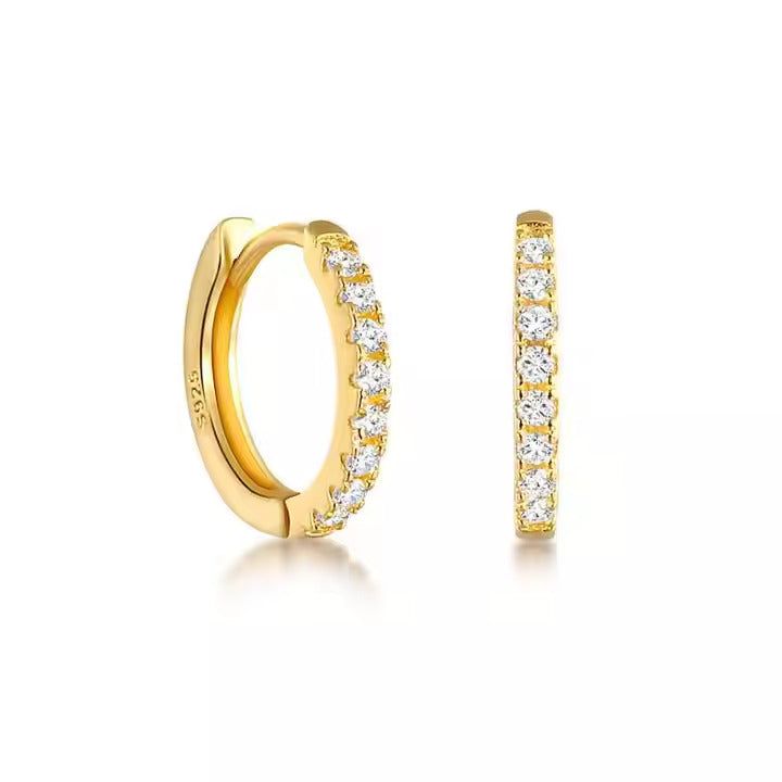 DescriptionThe Rory Gold Huggie Earrings features: Hoop earrings Zircon stones Nickel & lead free SizeInner Diameter 10mm 1.95g MaterialStainless steel with 18k Gold Plated Finish Halo Jewelry, Mobius Ring, Cubic Zirconia Hoop Earrings, Diamond Huggies, Small Gold Hoops, Ear Cuff Earings, Ear Cuffs, Sterling Silver Hoop Earrings, Huggie Hoop Earrings