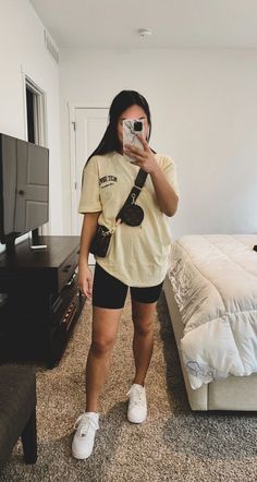 Six Flags Outfit, Cute Biker Shorts, Philippines Outfit, Biker Shorts Outfits, Vegas 2023, Summer Athleisure, Look Legging, Biker Shorts Outfit, Simple Summer