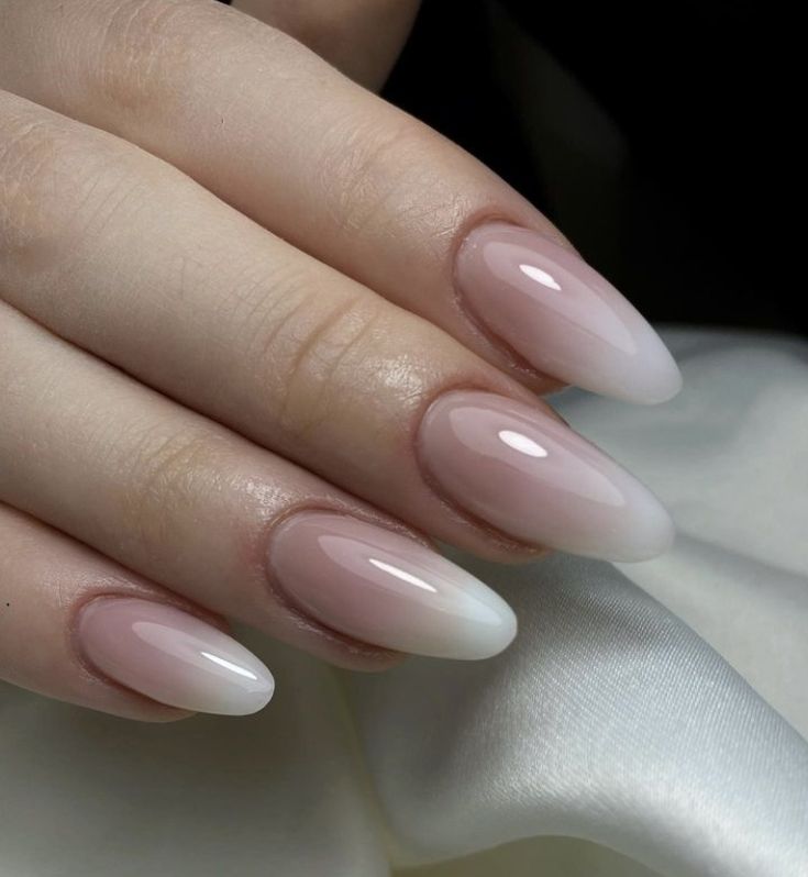 Natural Oval Nails, Beige Ombre Nails, Baby Bloomer Nails, Event Nails, Ombre Chrome Nails, Nails Basic, Ombre Gel Nails, Baby Boomers Nails, Bridesmaids Nails