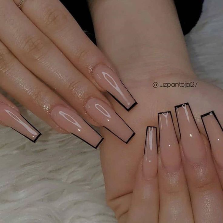 Gray French Tip Nails Coffin, Play Bunny Nails Acrylic, Square Nail Designs White Tip, Easy Acrylic Ideas Nails, Minimalist Coffin Nail Design, Box Tip Nails, Simple Edgy Nails Square, Cuffing Nail Design, Nude Fall Nails Acrylic