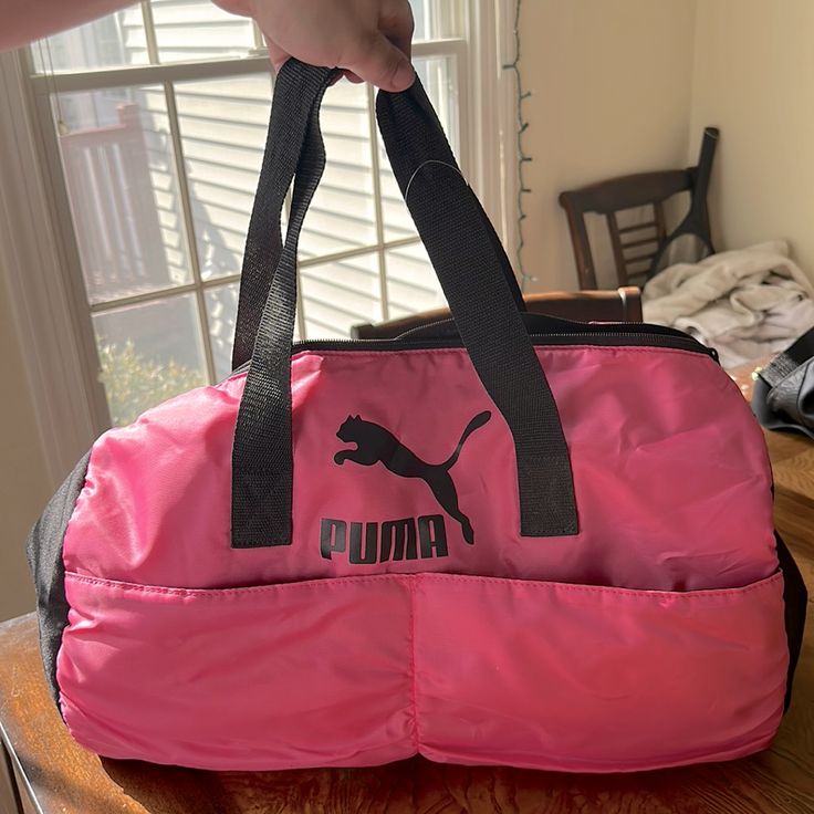 Never Used Pink, Athletic Puma Tote Bag! Pink Nylon Duffle Bag For Everyday Use, Pink Nylon Duffle Bag For Gym, Pink Nylon Duffle Bag For Daily Use, Pink Tote Duffle Bag With Removable Pouch, Casual Pink Duffle Bag For Gym, Casual Pink Gym Bag, Pink Sporty Travel Bag, Sporty Pink Everyday Bag, Sporty Everyday Pink Bag