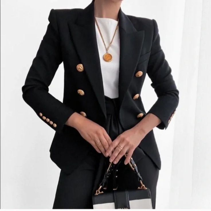 New With Tag Blogger’s Favorite Black Luxury Blazer For Office, Luxury Black Office Blazer, Luxury Black Double-breasted Blazer, Elegant Zara Blazer For Business, Luxury Black Blazer For Work, Elegant Double-breasted Black Blazer, Elegant Black Double-breasted Blazer, Black Buttoned Blazer For Office Wear, Elegant Black Winter Blazer