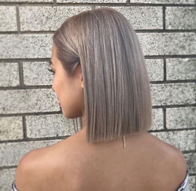 Bob Style Haircuts, Straight Bob Haircut, Long Face Haircuts, Straight Bob Hairstyles, Balayage Blonde, Straight Bob, Haircut And Color, Brown Blonde Hair, Bob Haircuts