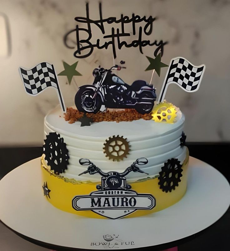 Motor Cake, Birthday Cake For Brother, Motorcycle Birthday Cakes, Motorcycle Cake, Bike Cakes, Boys 1st Birthday Cake, Drink Topper, 10 Birthday Cake, Cool Cake Designs