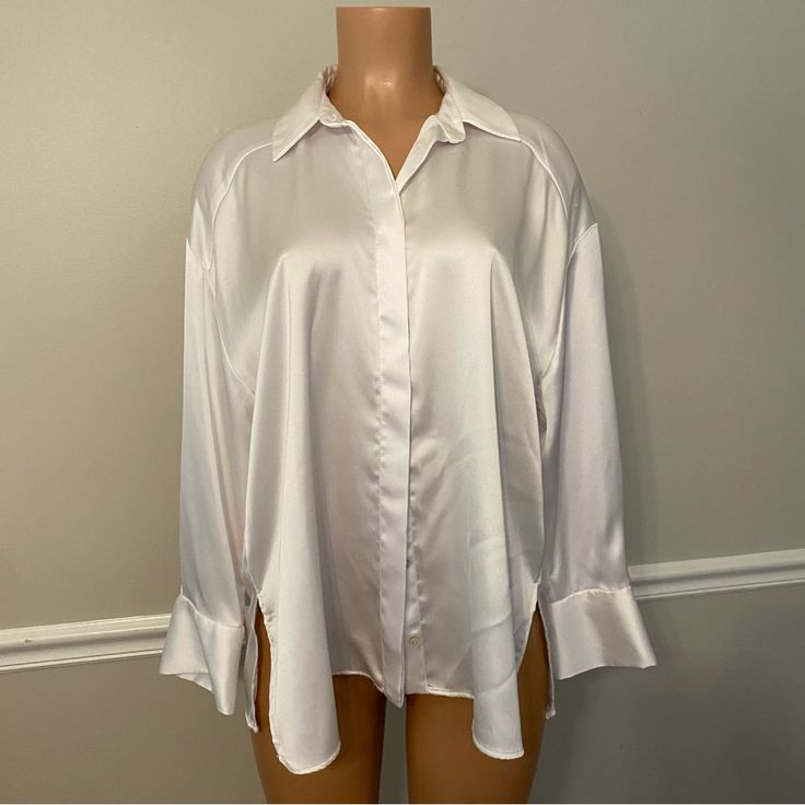 Beautiful Satin Button Down Blouse Loose Fitting Size Medium Nwt Elegant Zara Shirt For Formal Occasions, Chic White Button-up Blouse, Long Sleeve Blouse For Brunch, Long Sleeve Blouse With Button Closure For Brunch, Solid Color Button-up Blouse For Daywear, Elegant White Blouse With Shirttail Hem, Classic Long Sleeve Blouse For Brunch, Chic Blouse With Buttons For Daywear, Classic Blouse For Brunch