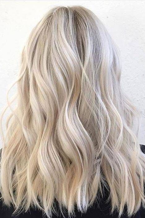 Medium Length Blonde Hair With Money Piece, Medium To Long Length Hair With Layers, Popelavá Blond, Blond Hairstyles, Ash Blonde Hair Colour, Color Rubio, Beautiful Blonde Hair, Pretty Blonde, 2023 Hair