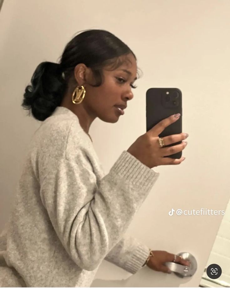 Hairstyles Cut, Silk Press Hair, Pressed Natural Hair, Silk Press Natural Hair, Women's Hairstyles, Flat Iron Hair Styles, Natural Hair Styles Easy, Hair Ponytail Styles, Ponytail Styles