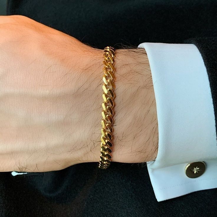 Wrist Chain For Men, Chain Bracelets For Men, Gold Chain Bracelet For Men, Men Gold Jewelry Mens Fashion, Bracelets Design For Men, Cuban Link Bracelet Men Gold, Gold Chain Bracelet Men, Gents Bracelet Gold Mens Fashion, Mens Bracelet Designs Gold