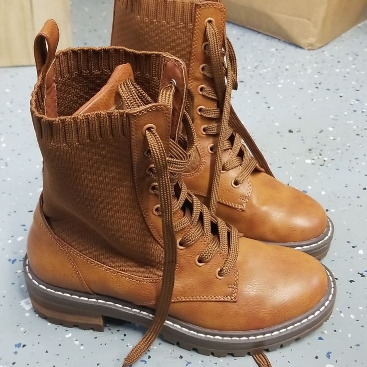 New Never Worn Yellowbox Boots*** They Do Not Have Tags With Them *** Casual Brown Lace-up Mid-calf Boots, Casual Brown High-top Mid-calf Boots, Casual High-top Moto Boots Medium Width, Brown Medium Width High-top Boots, Brown Lace-up Boots Medium Width, Casual Combat Boots With Medium Width, Synthetic, Casual Synthetic Combat Boots Medium Width, Casual Medium Width Lace-up Combat Boots, Casual Lace-up Boots, Medium Width, Synthetic Material