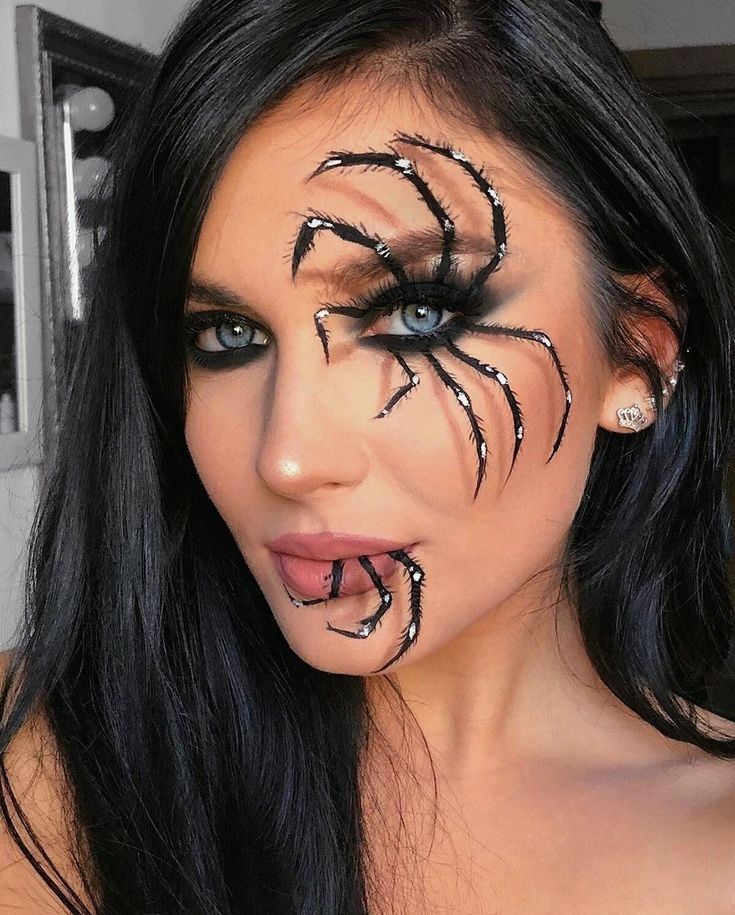 Cute Halloween Looks Makeup, Holween Makeup Ideas, Creative Halloween Makeup Looks Easy, Halloween Make Up Ideas Creative, Makeup Halloween Ideas Creative, Hallowen Ideas Makeup, Halloween Face Paint Ideas For Women, Halloween Looks Makeup, Haloween Mackup Ideas