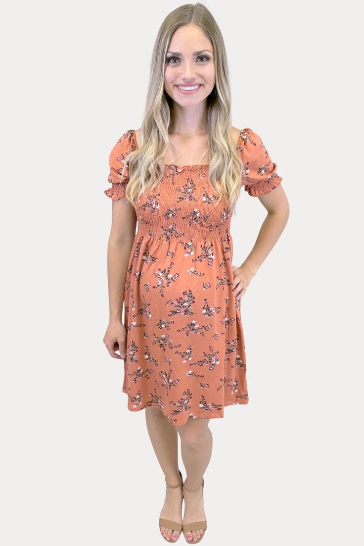 Women's Sleeveless Cross Bust Dress - Sexy Mama Floral Maternity Dress, Bust Dress, Floral Maternity Dresses, Form Fitting Tops, Peach Dress, Smock Top, Top Floral, Spring Looks, Maternity Dress