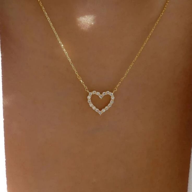 New Pretty!! Heart Necklace With Tiny Cz's In Gold. Necklace Has An Extension On The Clasp. Perfect For Yourself Or As A Gift. Very Shiny And Brilliant. Very Unique And Different. Suitable For Most Ages. Suitable For All Occasions. Perfect For Valentine's Day Or Sweetest Day. Nwt Simple Gold Heart Necklace, Cute Dainty Necklaces, Cute Gold Necklaces, Girly Accessories Jewellery, Gold Jewellery Simple, Cute Simple Necklaces, Cute Heart Necklaces, Gold Heart Jewelry, Girly Necklace