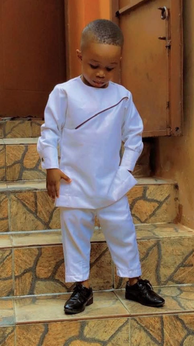 Men African Wear, African Kids Clothes, Kids Kaftan, Senator Styles, African Wear For Men, Kaftan Styles, African Suit, African Wear Styles For Men, African Attire For Men