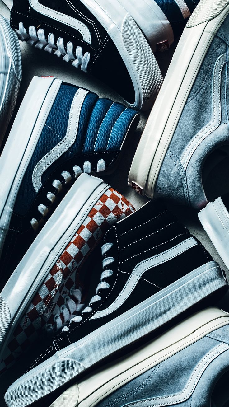 Vans Shoes Wallpaper, Vans Wallpaper Aesthetic, Vans Wallpaper Iphone, Vans Photography, Iphone Wallpaper Vans, Vans Art, Vans Wallpaper, Kanye West Albums, Vans Collection