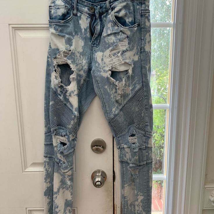 Worn A Couple Times, Brand New Condition Fitted Distressed Denim Pants, Fitted Distressed Medium Wash Pants, White Distressed Denim Pants, White Ripped Denim Pants, Fitted Medium Wash Distressed Pants, Spring Fitted Distressed Pants, White Denim Pants, Blue Man, A Couple