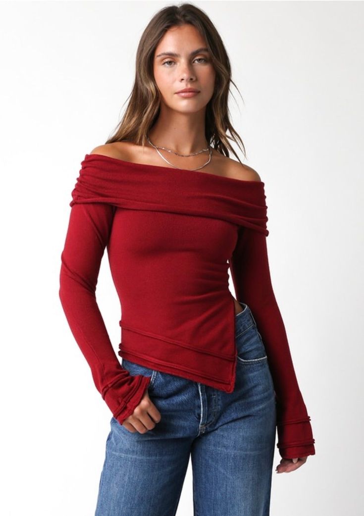 Knit off the shouder sweater top Model is a size 2-4 wearing a small! Asymmetric Sweater, Off The Shoulder Sweater, Bardot Top, Asymmetrical Sweater, Night Tops, Micro Mini Skirt, Kimono Cardigan, Faux Leather Pants, Off The Shoulder Top