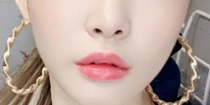 Heart Shaped Lips Korean, Korean Exercise, Cupids Bow Lips, Lip Surgery, Heart Shaped Lips, Hyaluronic Acid Fillers, Korean Lips, Lip Trends, Lip Color Lipstick