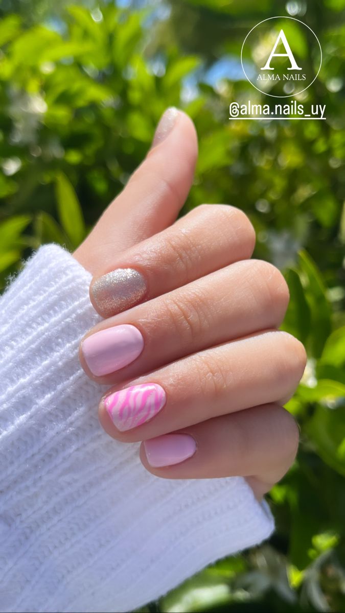 Uñas , uñas rosadas , pink nails , pink lovers, cebra, cebra nails, glitter Uñas Ideas, Ideas Uñas, Uñas Acrilicas, Funky Nails, Nail Manicure, Pink Nails, Nailed It, Hair Nails, Hair And Nails