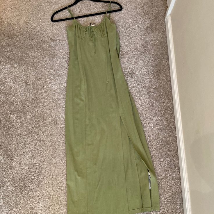 Perfect Green Zara Dress! Purchased For Vacation But Was Tad Too Small! Very Light Fabric Never Worn New With Tags Green Midi Dress With Side Slits, Casual Cotton Midi Dress With Side Slits, Casual Cotton Maxi Dress With Side Slits, Green Cotton Sundress Midi Dress, Green Casual Midi Dress With Side Slits, Spring Daywear Dresses With Side Slits, Cotton Midi Dress With Side Slits, Green Sundress Maxi For Daywear, Green Sundress Maxi Dress For Daywear